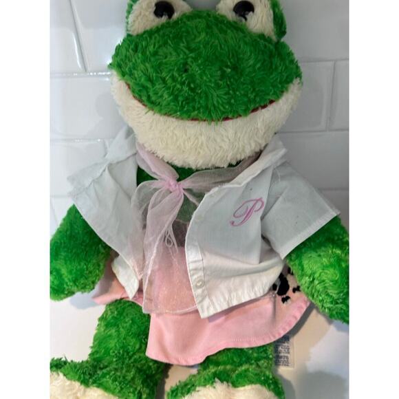 Build-A-Bear Workshop Green Frog Plush Stuffed Toy - Picture 4 of 8
